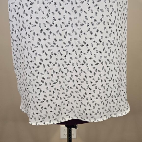 Women's Pleione White w/ Black Leaves Lightweight Blouse | Size Large - Picture 5 of 10